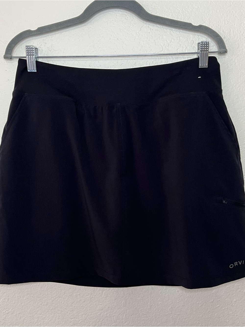 Orvis Women’s Medium Skort Black Outdoor Golf Hiking Athletic Mini‎ Zip Pocket